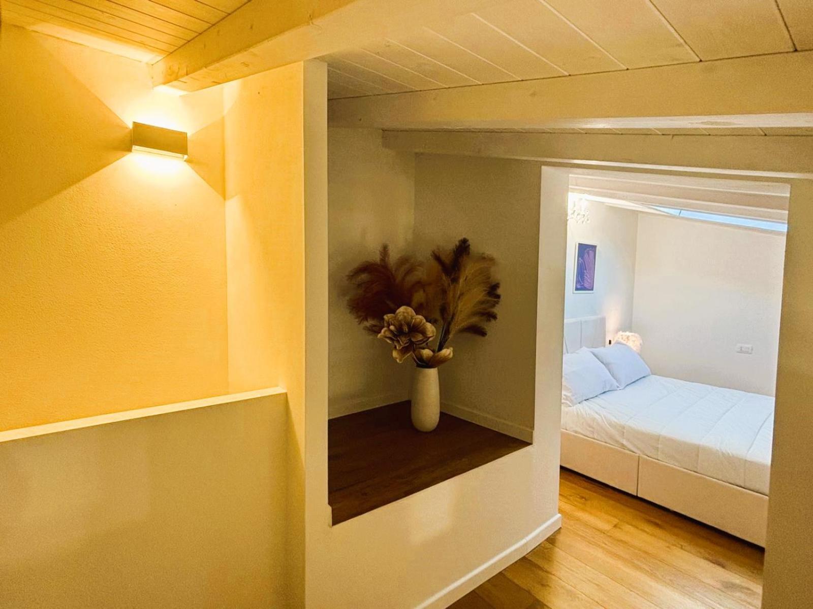 White Iris Apartment Florence